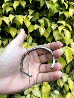 Nexovora™ Men's Minimalist Stainless Steel Bracelet – Tarnish-Free Premium Silver Chain
