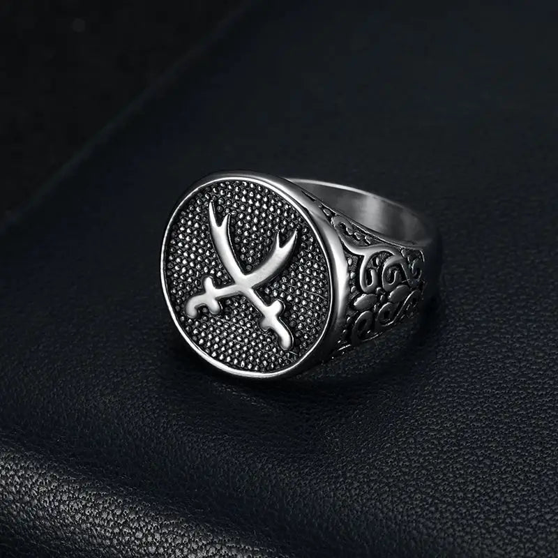 Nexovora™ Heritage Cross Stainless Steel Ring – Silver Edition for Men