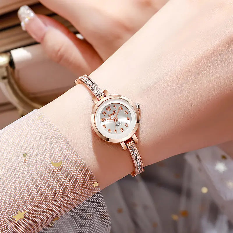Nexovora™ Celestia Diamond Quartz Watch – Luxury Bracelet Edition for Women