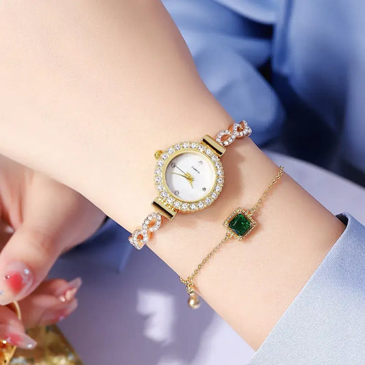 Nexovora™ Crystal Royale Quartz Watch – Elegant Silver Bracelet Edition for Women