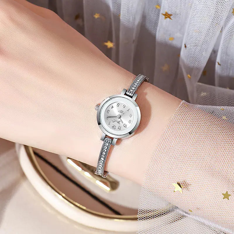 Nexovora™ Celestia Diamond Quartz Watch – Luxury Bracelet Edition for Women